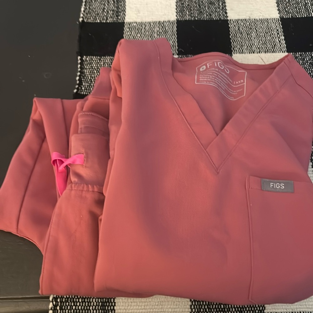 Figs breast cancer scrubs